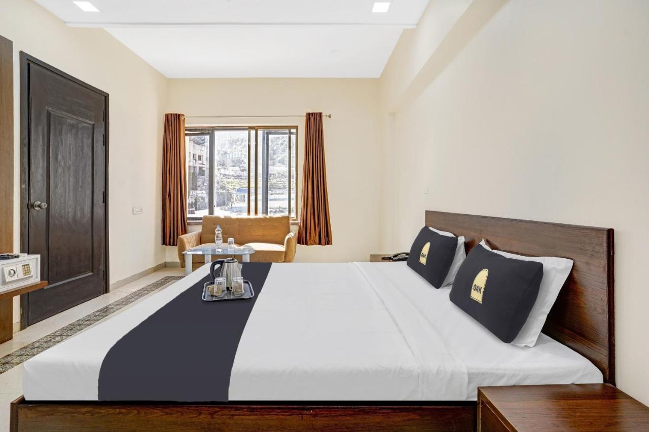 Townhouse Oak Hotel Rama Nashik Exterior photo